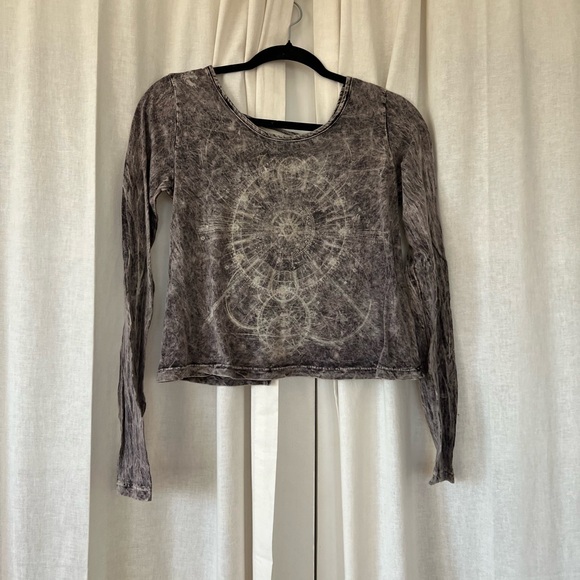 NWT Wet Seal longsleeve gray cutout top Sz small - Picture 1 of 5